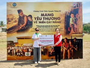 Mang Yêu Thương Về “Miền Cát Nắng”